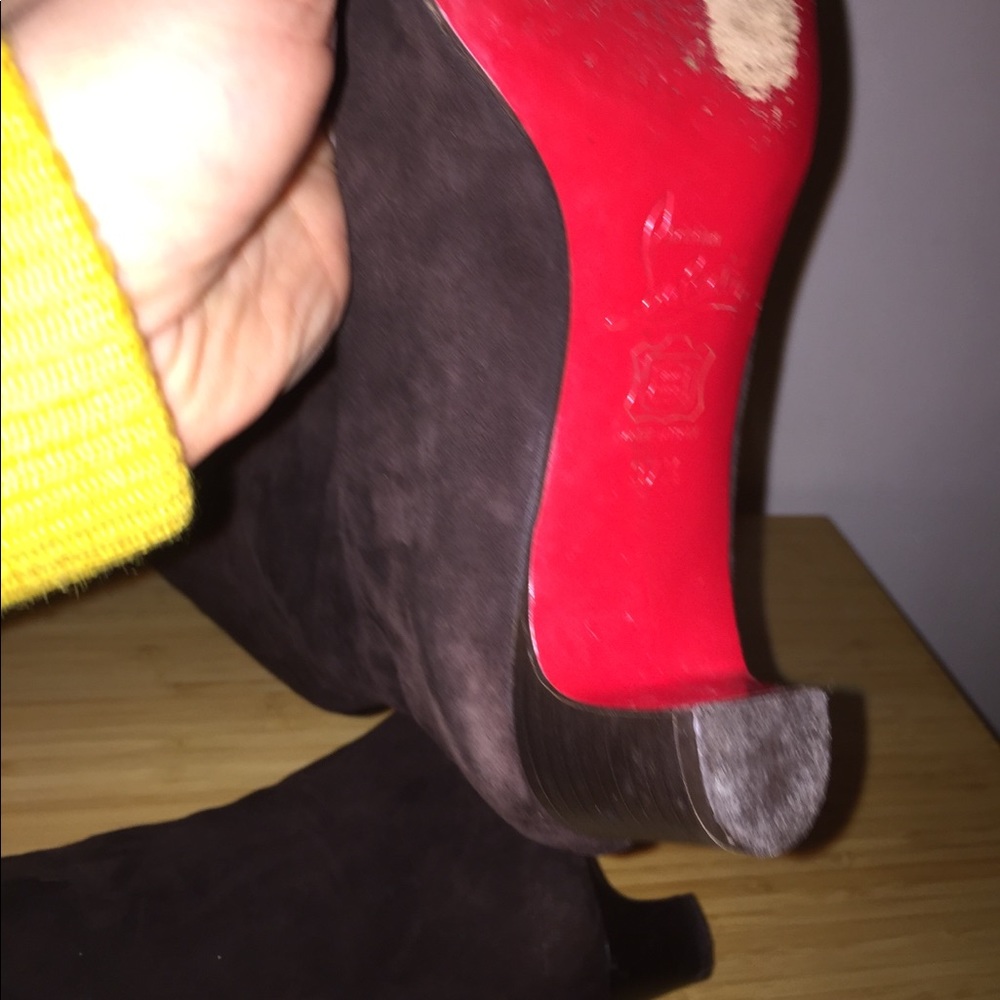 ❤️SOLD❤️Christian Louboutin Suede Zip up Boots - Picture 9 of 10